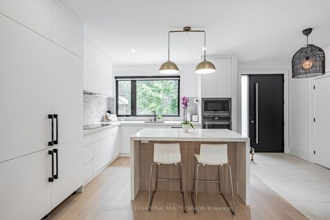Photo 4 at 6 Twenty Fifth Street, Long Branch, Toronto