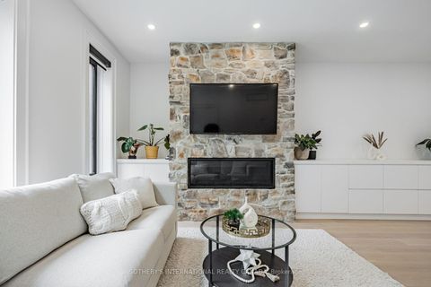 Photo 10 at 6 Twenty Fifth Street, Long Branch, Toronto