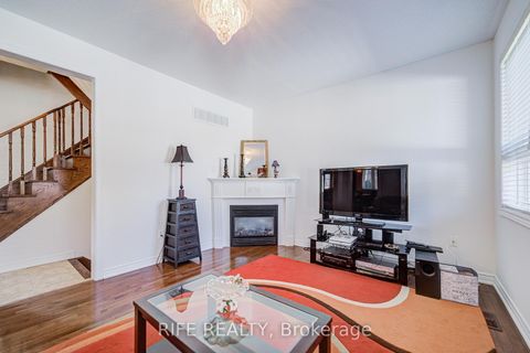 Photo 14 at 106 Craggview Drive, West Hill, Toronto