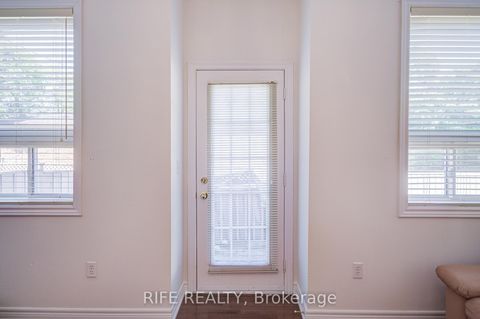 Photo 15 at 106 Craggview Drive, West Hill, Toronto