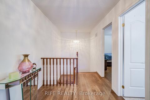 Photo 17 at 106 Craggview Drive, West Hill, Toronto