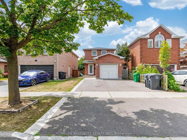 Photo 1 at 30 Castlehill Road, Northwood Park, Brampton