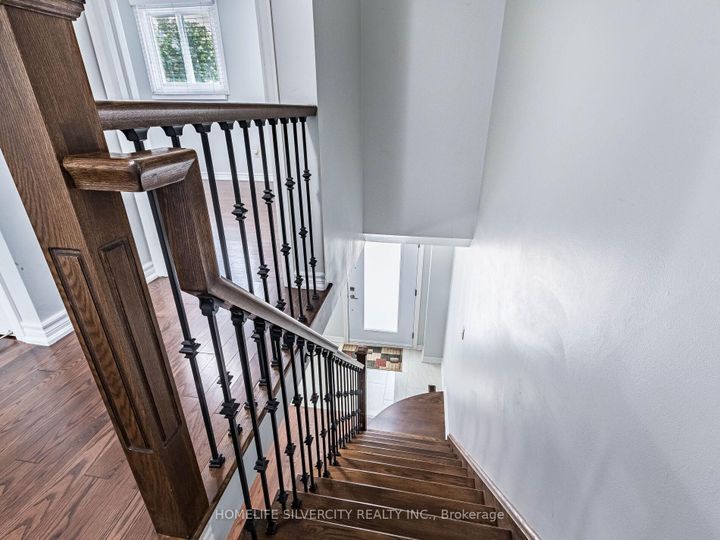 Photo 28 at 30 Castlehill Road, Northwood Park, Brampton