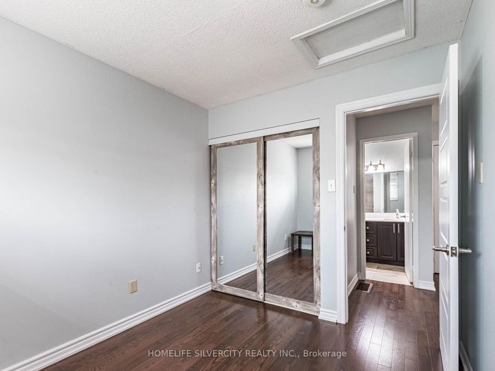 Photo 36 at 30 Castlehill Road, Northwood Park, Brampton