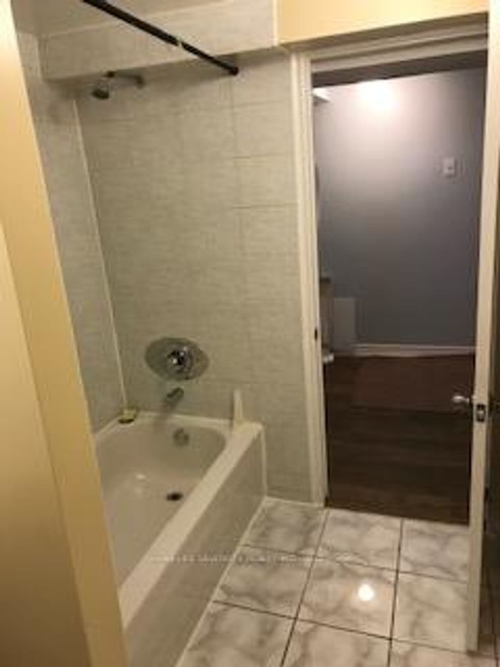 Photo 44 at 30 Castlehill Road, Northwood Park, Brampton