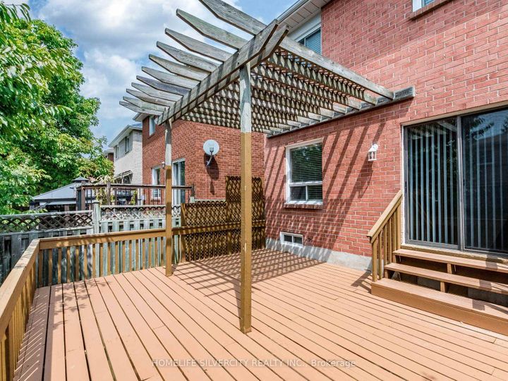 Photo 46 at 30 Castlehill Road, Northwood Park, Brampton