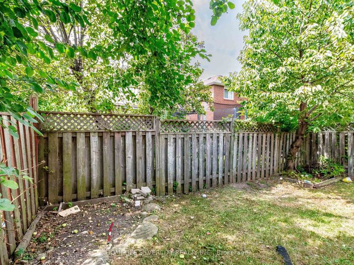 Photo 48 at 30 Castlehill Road, Northwood Park, Brampton