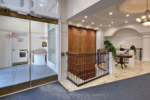 Photo 3 at 708 - 880 Grandview Way, Willowdale East, Toronto