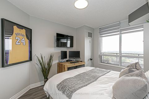 Photo 11 at 1704 - 78 Harrison Garden Boulevard, Willowdale East, Toronto