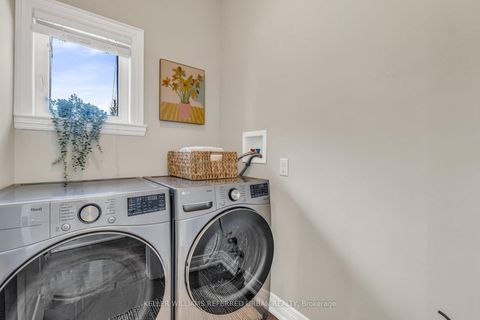 Photo 25 at 31 Bisset Avenue, Alderwood, Toronto