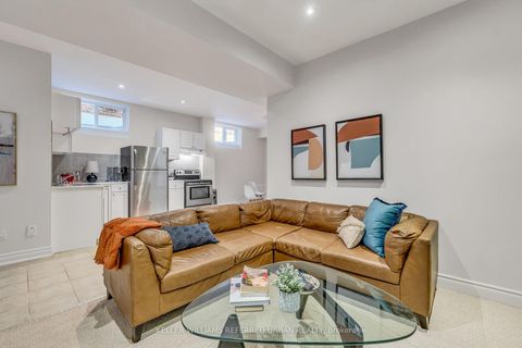Photo 38 at 31 Bisset Avenue, Alderwood, Toronto