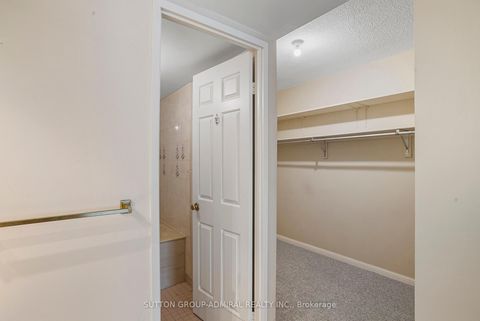 Photo 11 at 402 - 245 The Donway West, Don Mills, Toronto