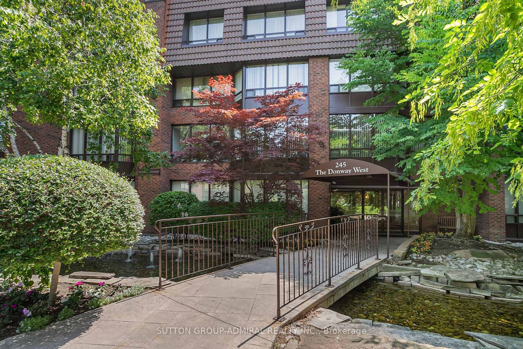 402 - 245 The Donway West, Don Mills, Toronto by Loree Meneguzzi Real Estate 402 - 245 The Donway West, Don Mills, Toronto