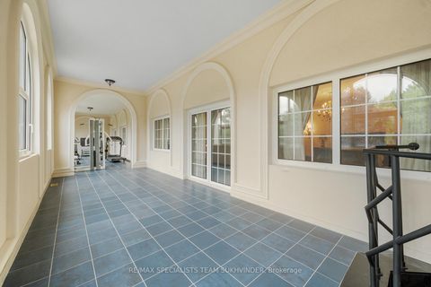 Photo 19 at 409 Dearbourne Avenue, King City, King