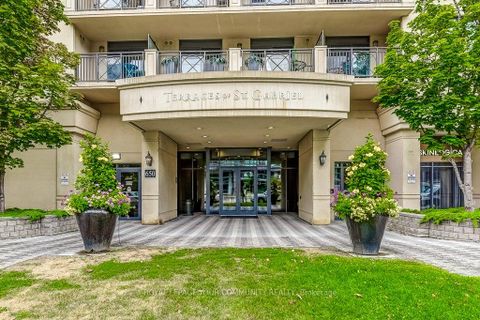 Photo 1 at 527 - 650 Sheppard Avenue E, Bayview Village, Toronto