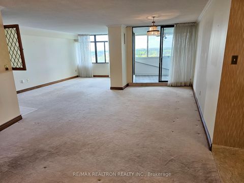 Photo 8 at 804 - 1201 Steeles Avenue W, Branson, Toronto