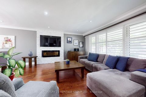 Photo 6 at 16 Marblehead Road, The Westway, Toronto