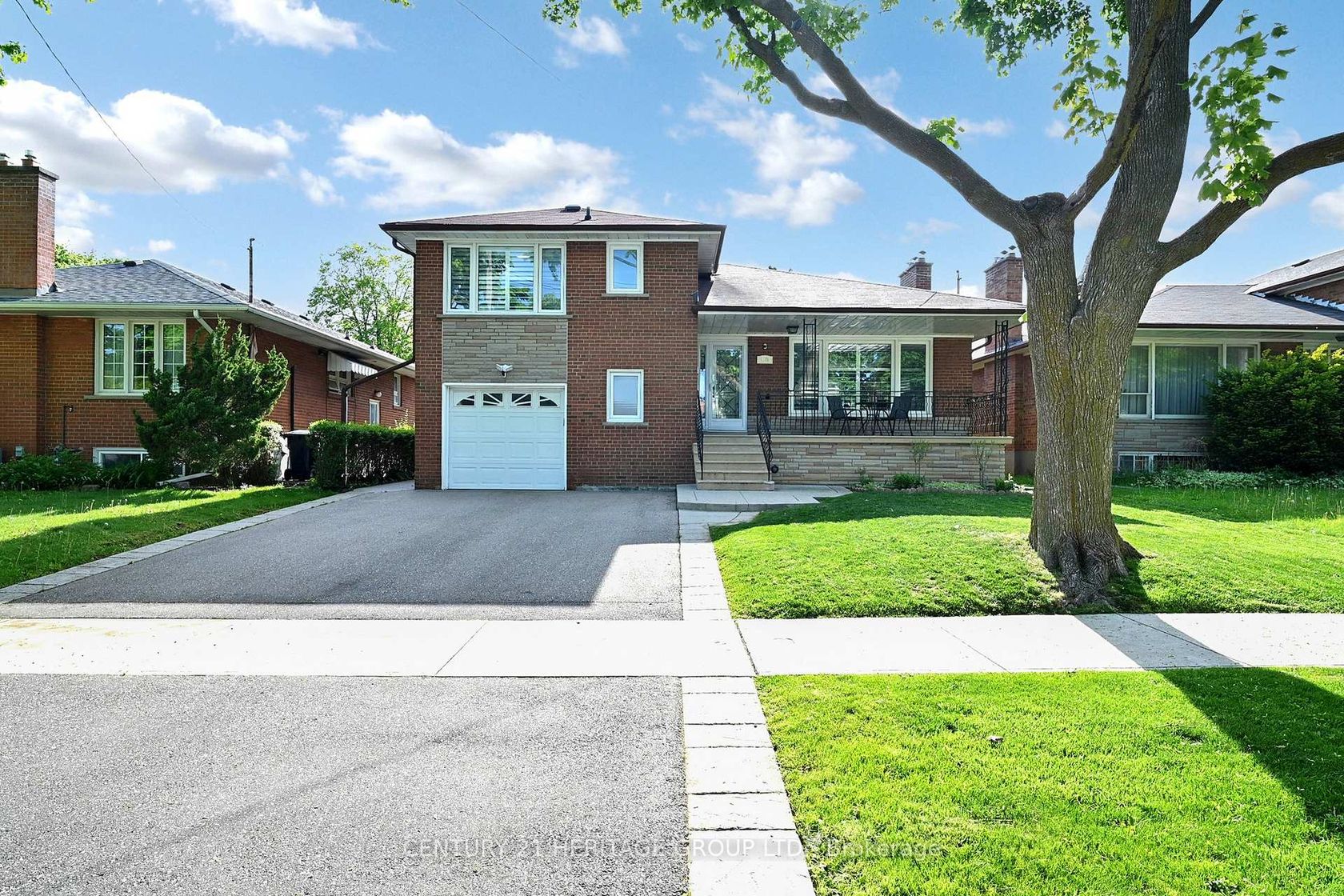 16 Marblehead Road, The Westway, Toronto 