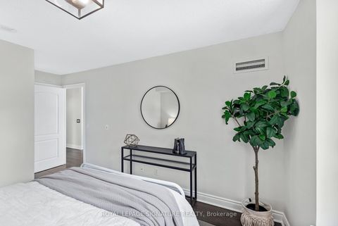 Photo 14 at 403 - 1103 Leslie Street, Don Mills, Toronto