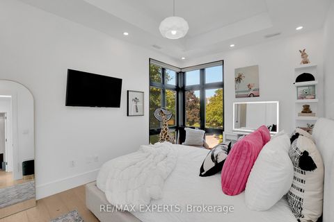 Photo 21 at 7 Woodvalley Drive, Humber Valley, Toronto