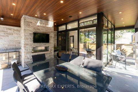 Photo 31 at 7 Woodvalley Drive, Humber Valley, Toronto