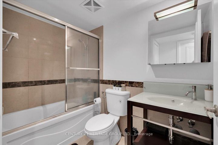 Photo 11 at 219 - 650 Sheppard Avenue E, Bayview Village, Toronto