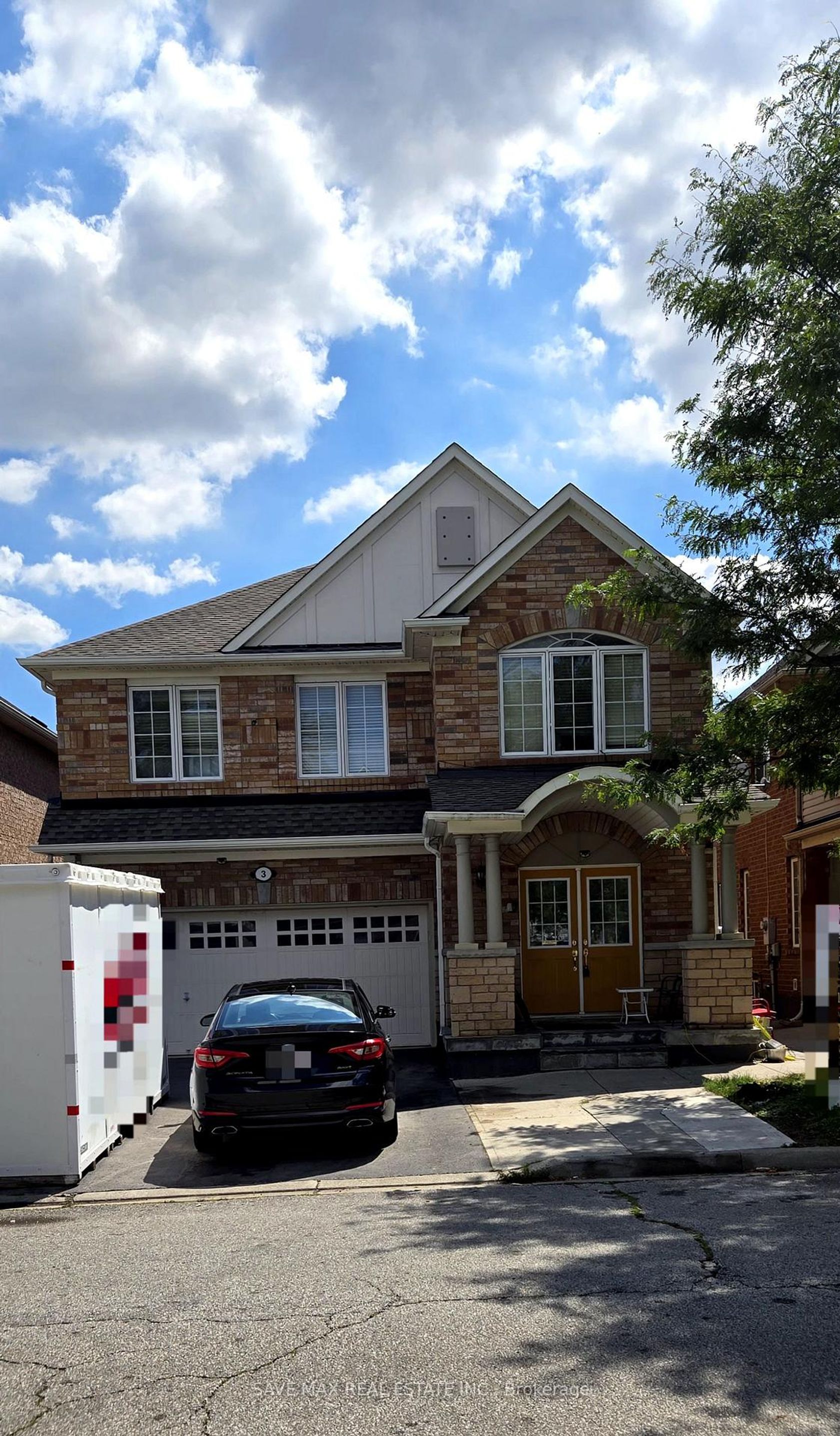 3 Gander Crescent, Vales of Castlemore, Brampton 2