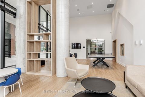Photo 6 at 521 - 3100 Keele Street, CFB, Toronto