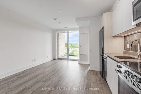 Photo 13 at 521 - 3100 Keele Street, CFB, Toronto