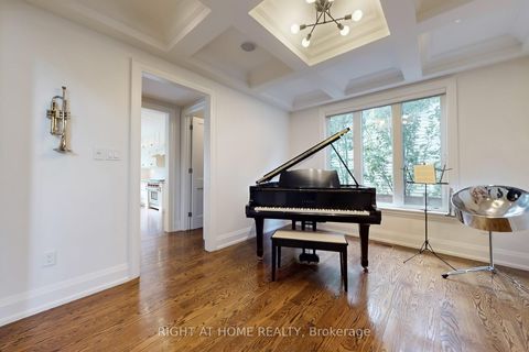 Photo 7 at 490 Orchard Drive, WO West, Oakville