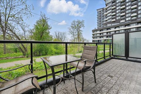 Photo 14 at 108 - 2489 Taunton Road, RO River Oaks, Oakville