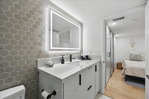 Photo 32 at 108 - 2489 Taunton Road, RO River Oaks, Oakville