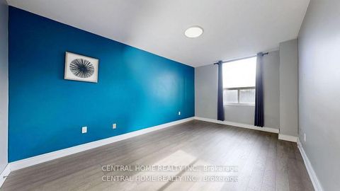 Photo 11 at 715 - 5 Shady Golfway, Flemingdon Park, Toronto