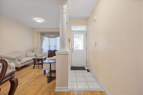 Photo 3 at 60 Cider Crescent, Oak Ridges, Richmond Hill