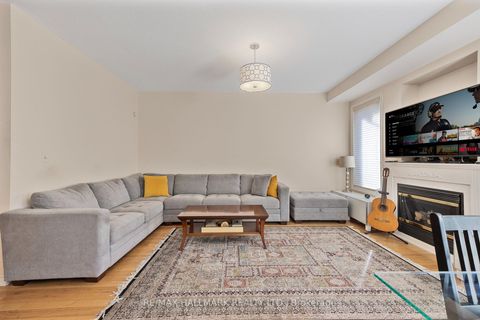 Photo 7 at 60 Cider Crescent, Oak Ridges, Richmond Hill