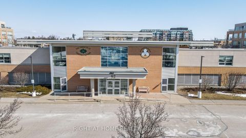 Photo 1 at 417 - 94 Dean Avenue, Painswick South, Barrie