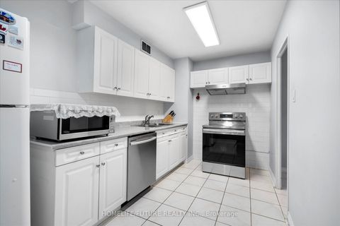 Photo 13 at 712 - 25 Four Winds Drive, York University Heights, Toronto