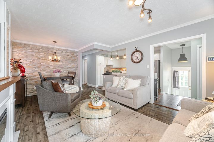 Photo 9 at 586 Curzon Avenue, Lakeview, Mississauga