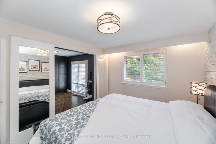 Photo 19 at 586 Curzon Avenue, Lakeview, Mississauga