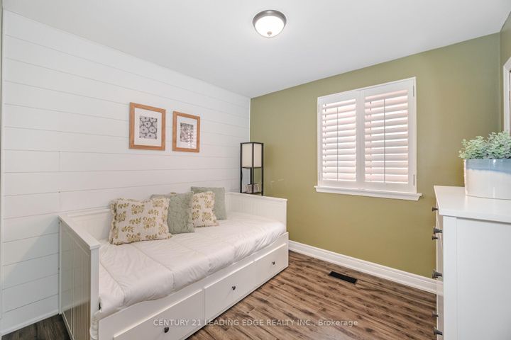 Photo 22 at 586 Curzon Avenue, Lakeview, Mississauga