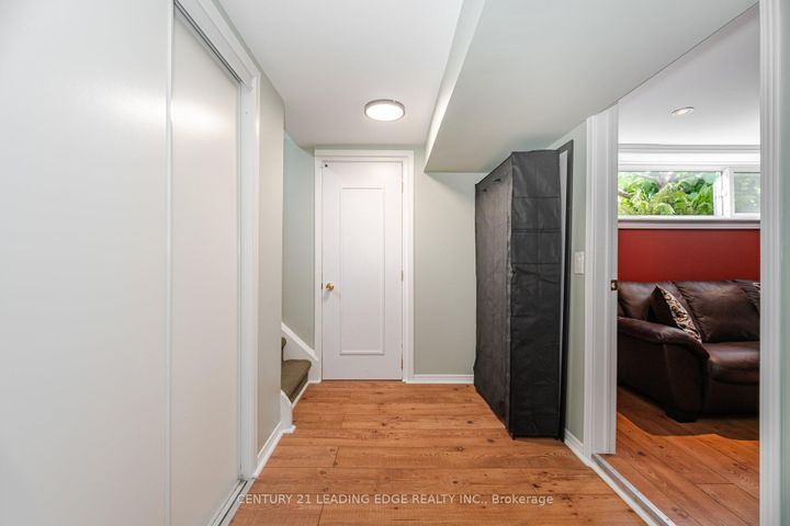 Photo 26 at 586 Curzon Avenue, Lakeview, Mississauga