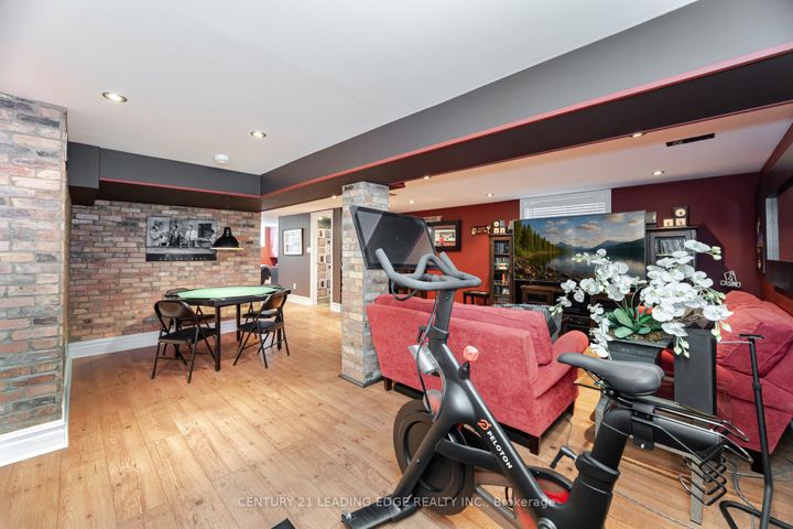 Photo 32 at 586 Curzon Avenue, Lakeview, Mississauga