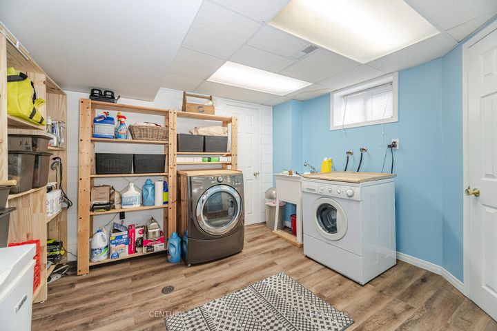 Photo 34 at 586 Curzon Avenue, Lakeview, Mississauga