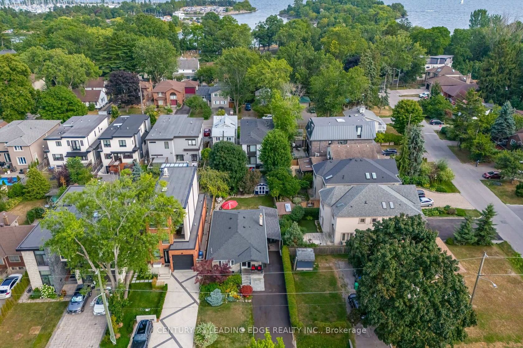 586 Curzon Avenue, Lakeview, Mississauga 2