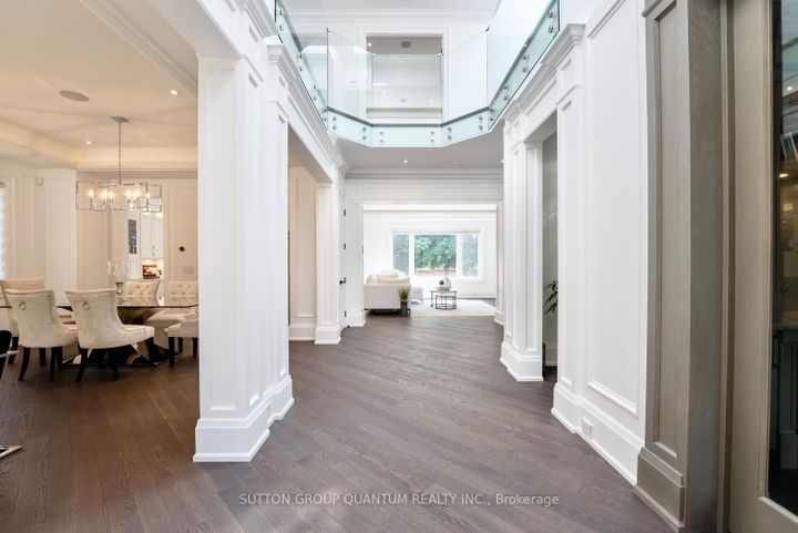 Photo 9 at 1486 Pembroke Drive, CP College Park, Oakville