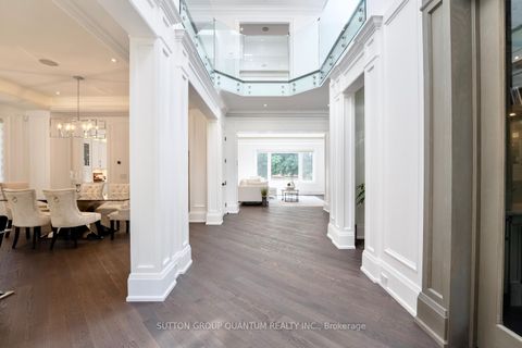 Photo 9 at 1486 Pembroke Drive, CP College Park, Oakville