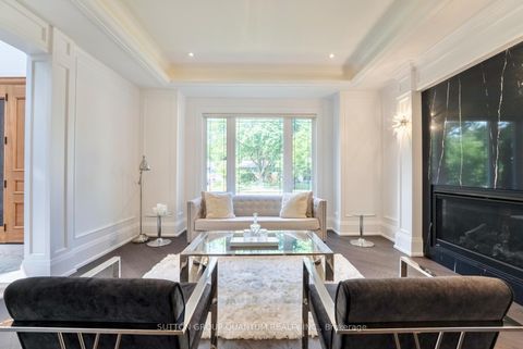 Photo 13 at 1486 Pembroke Drive, CP College Park, Oakville