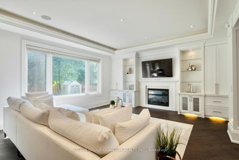 Photo 18 at 1486 Pembroke Drive, CP College Park, Oakville