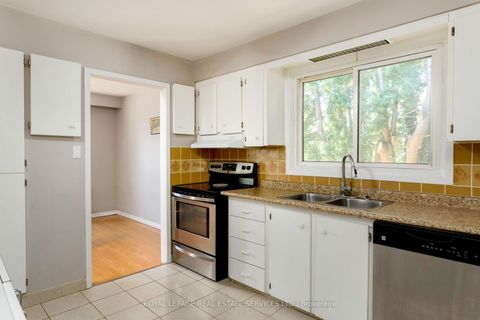 Photo 13 at 2339 Hixon Street, BR Bronte, Oakville