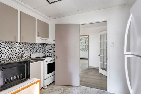 Photo 34 at 2339 Hixon Street, BR Bronte, Oakville